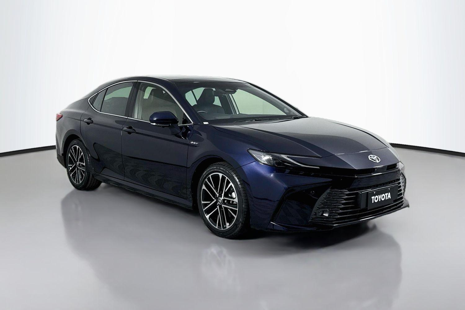 Image of 2024 Toyota Camry Hybrid SL