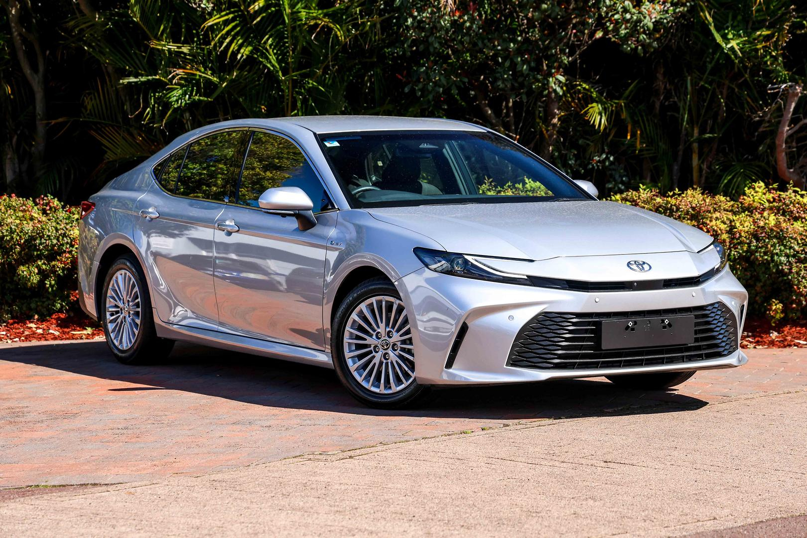 Image of 2024 TOYOTA Camry Hybrid Ascent