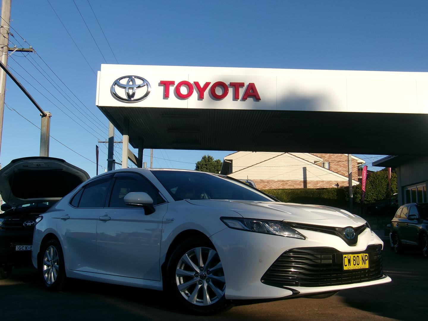 Image of 2020 Toyota Camry Hybrid Ascent