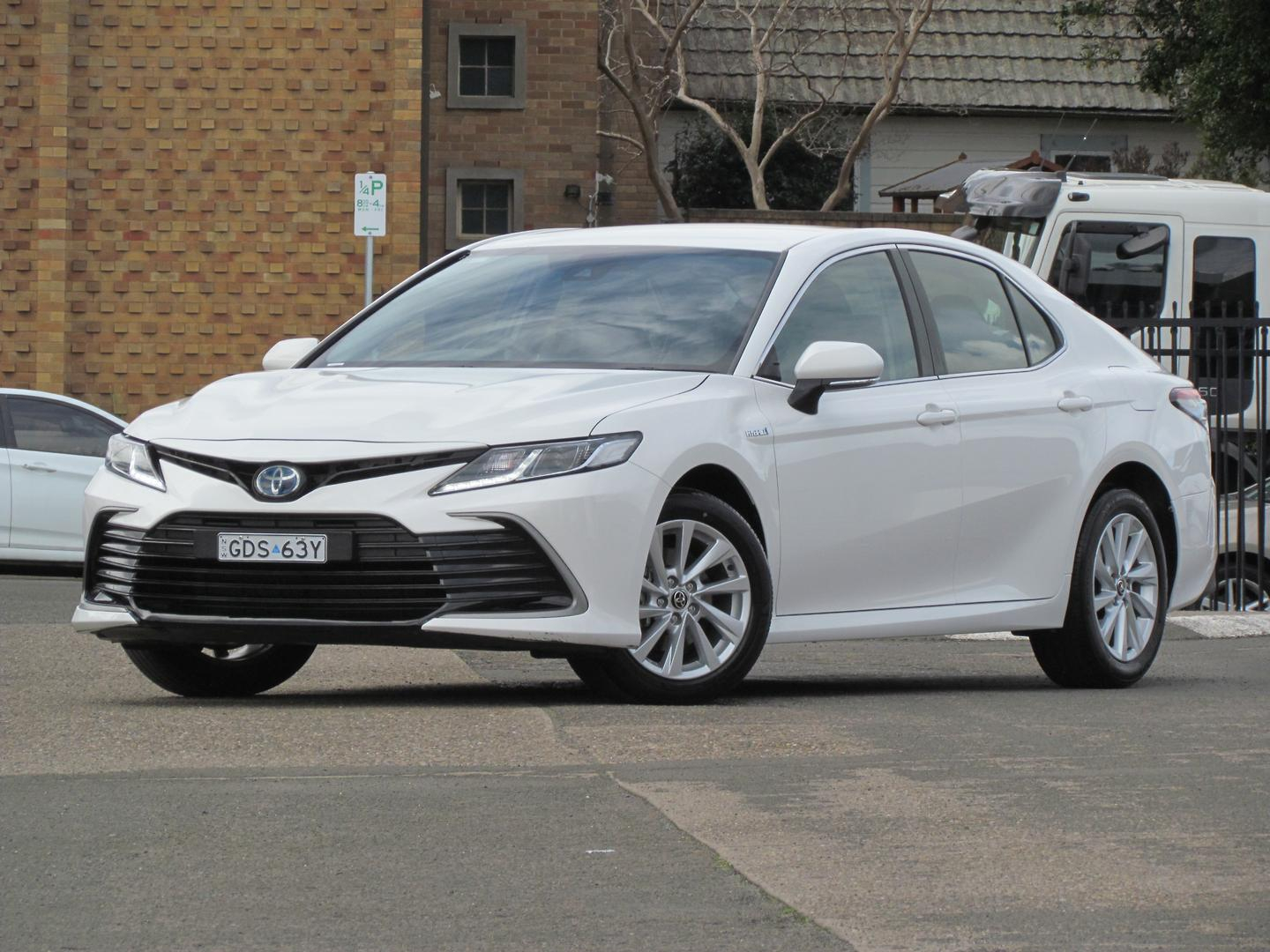Image of 2022 Toyota Camry Hybrid Ascent