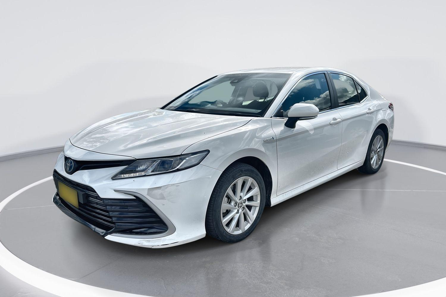 Image of 2023 Toyota Camry Hybrid Ascent