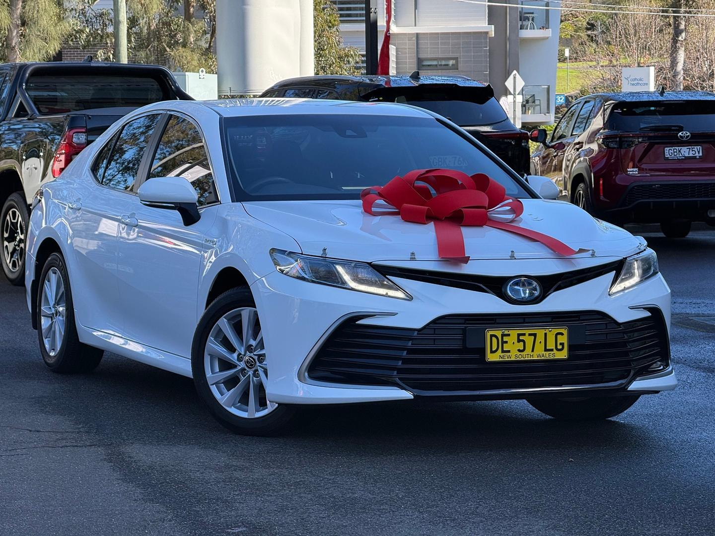 Image of 2022 Toyota Camry Hybrid Ascent