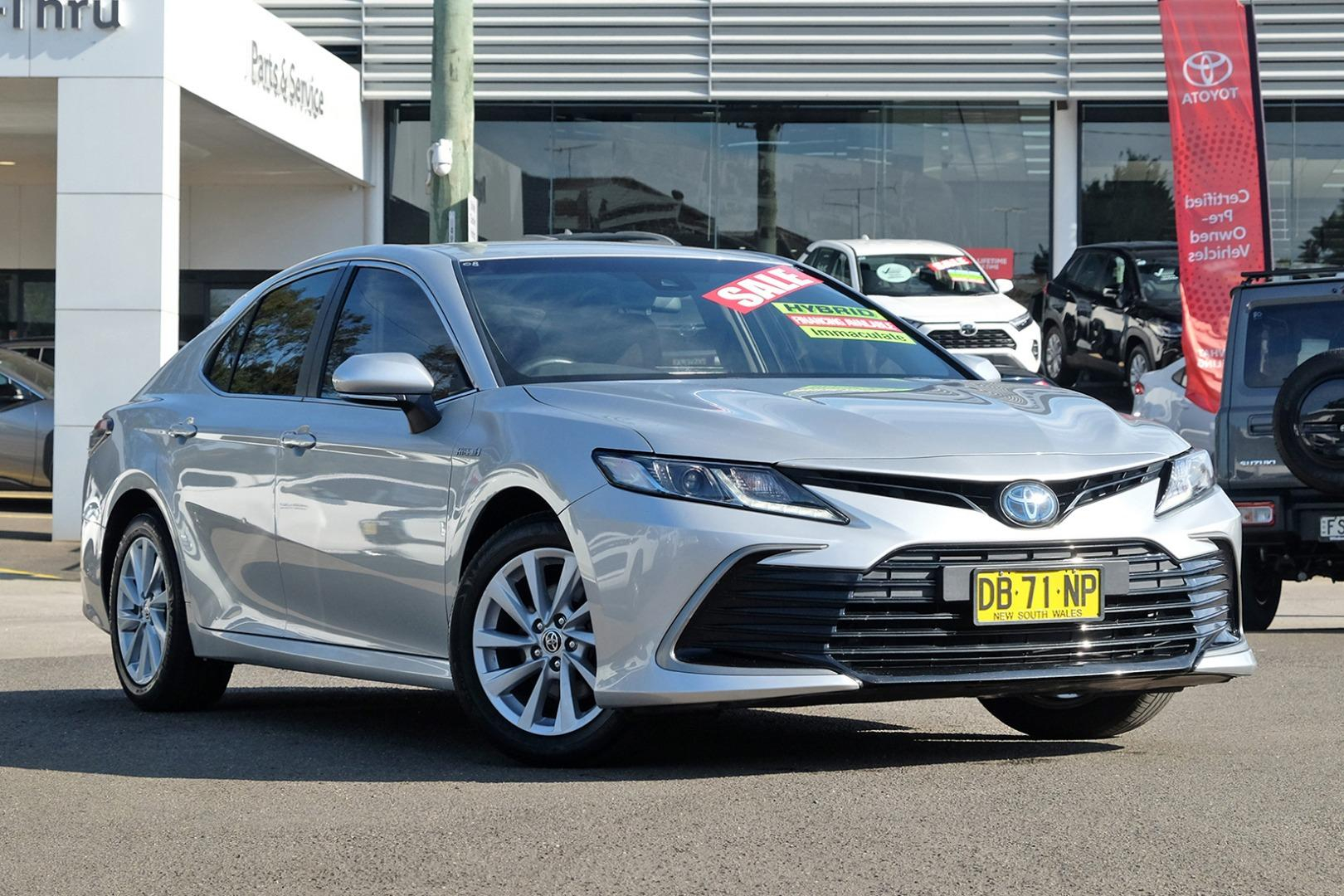 Image of 2021 Toyota CAMRY HYBRID Ascent
