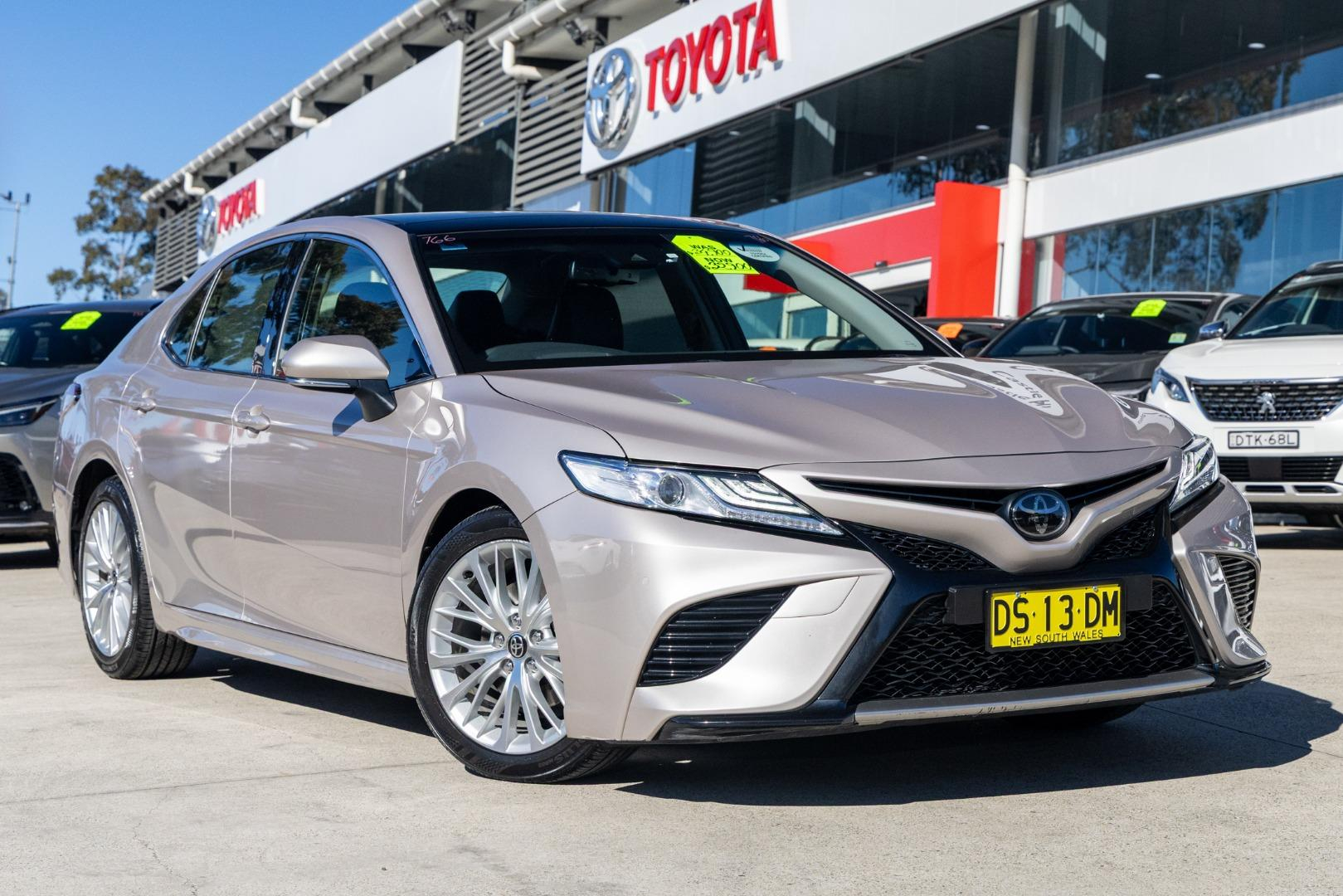 Image of 2020 Toyota CAMRY SL