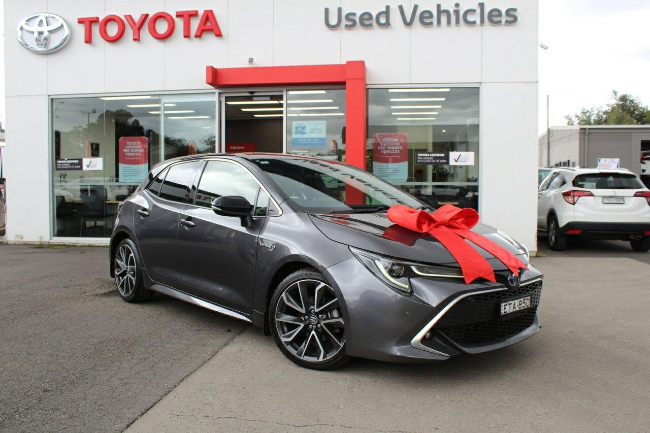 Image of 2022 Toyota Corolla Hatch Hybrid ZR