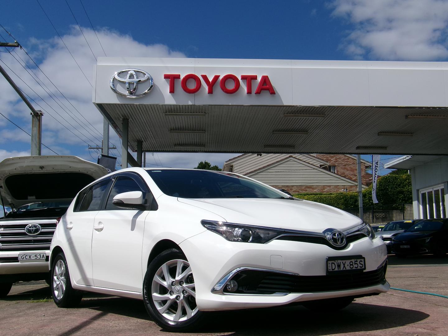 Image of 2018 Toyota Corolla Ascent Sport