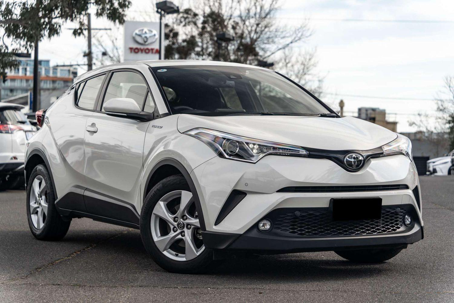 Image of 2018 Toyota C-HR Standard 2WD