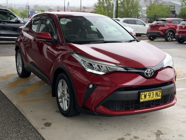 Image of 2020 Toyota C-HR Standard AWD