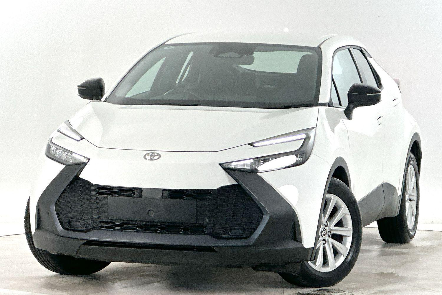 Image of 2024 Toyota CHR HYBRID GXL-2WD