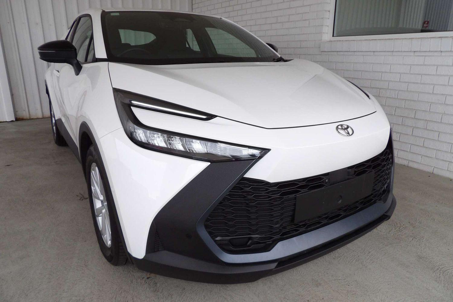 Image of 2024 Toyota C-HR Hybrid GXL-2WD