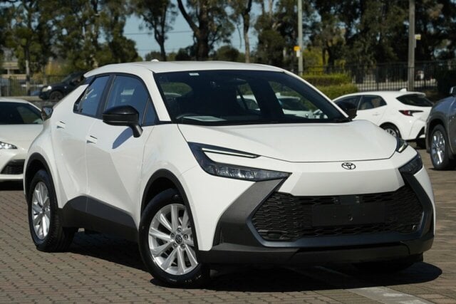 Image of 2024 Toyota C-HR GXL