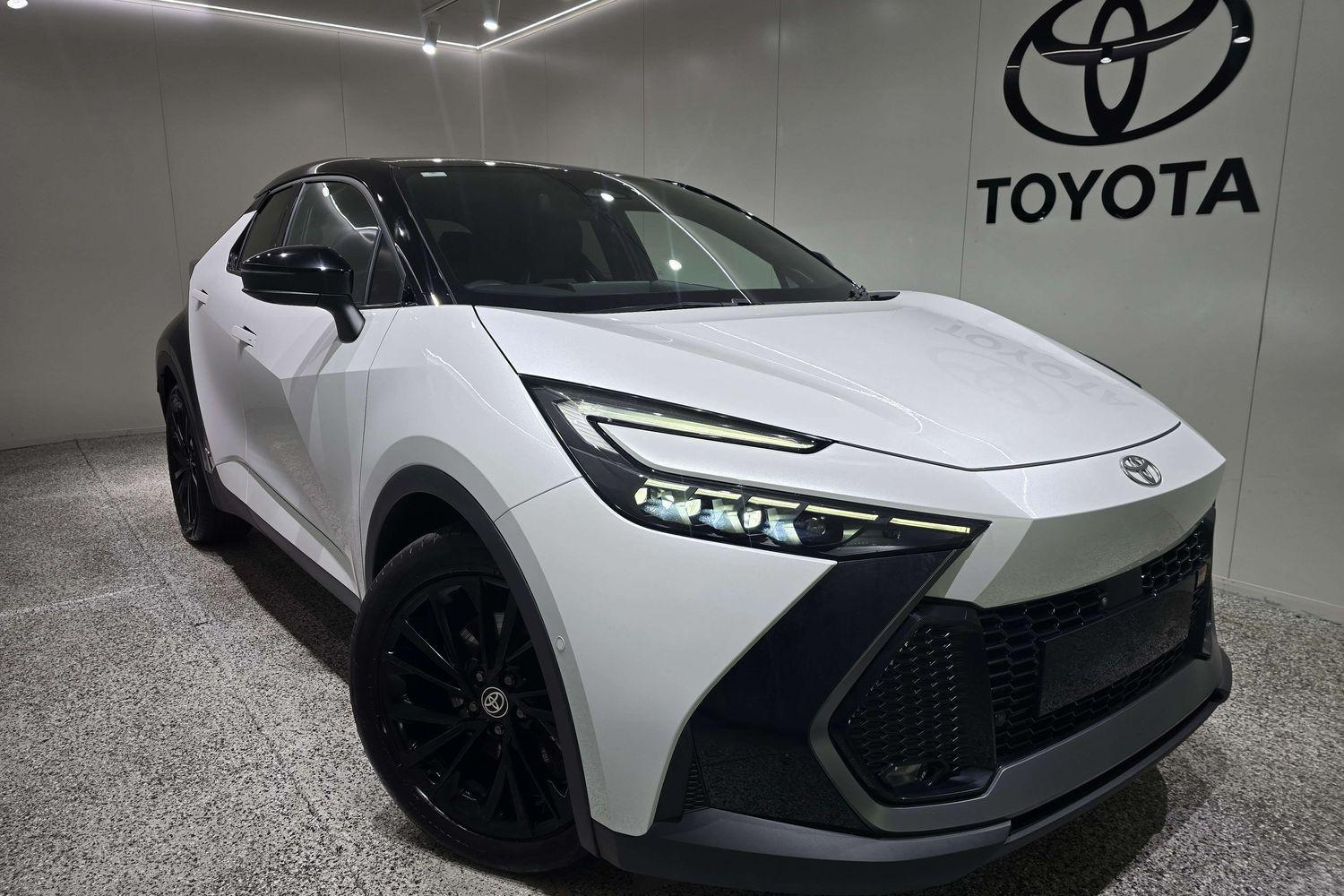 Image of 2023 Toyota C-HR Hybrid GR-S