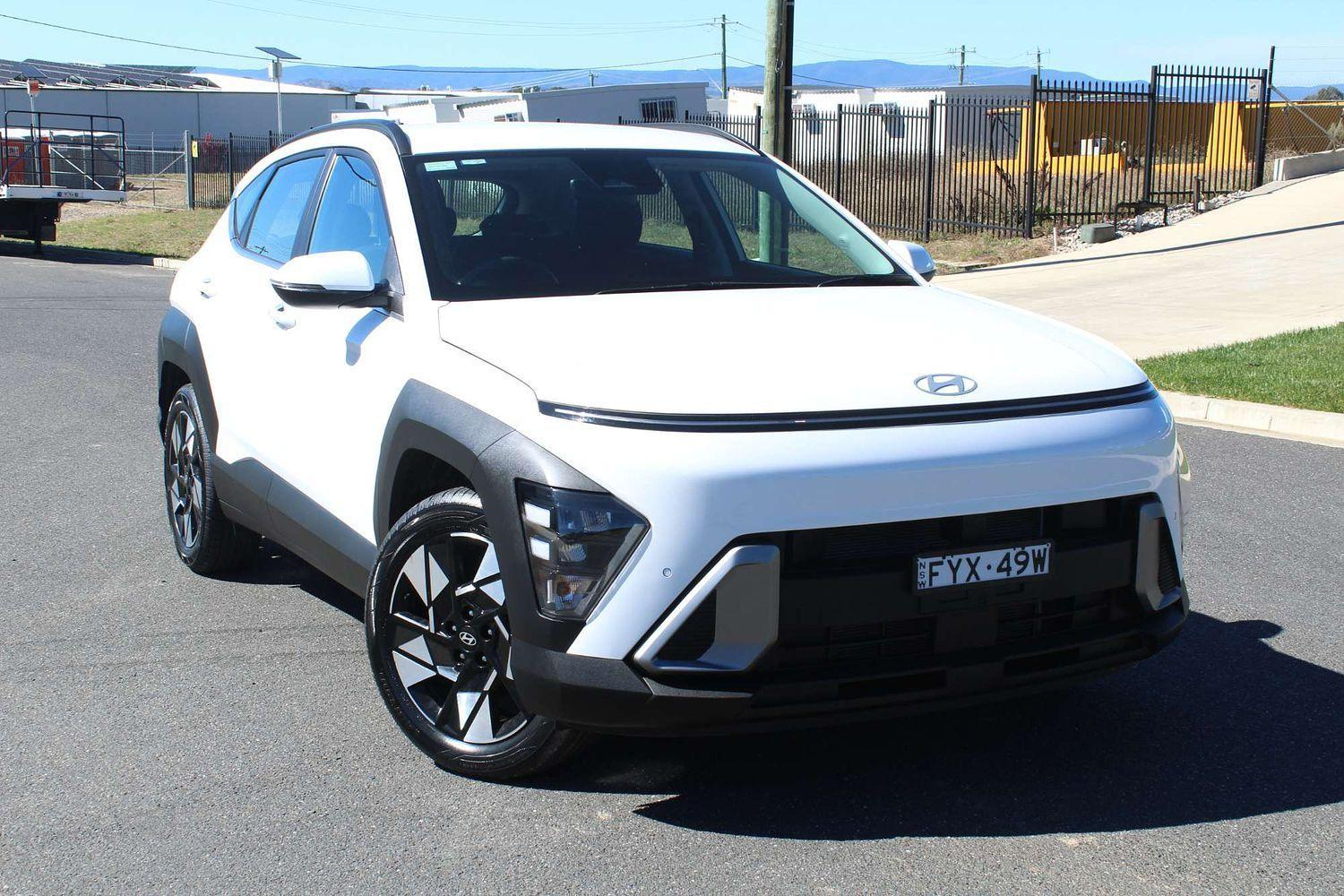 Image of 2024 HYUNDAI KONA Base