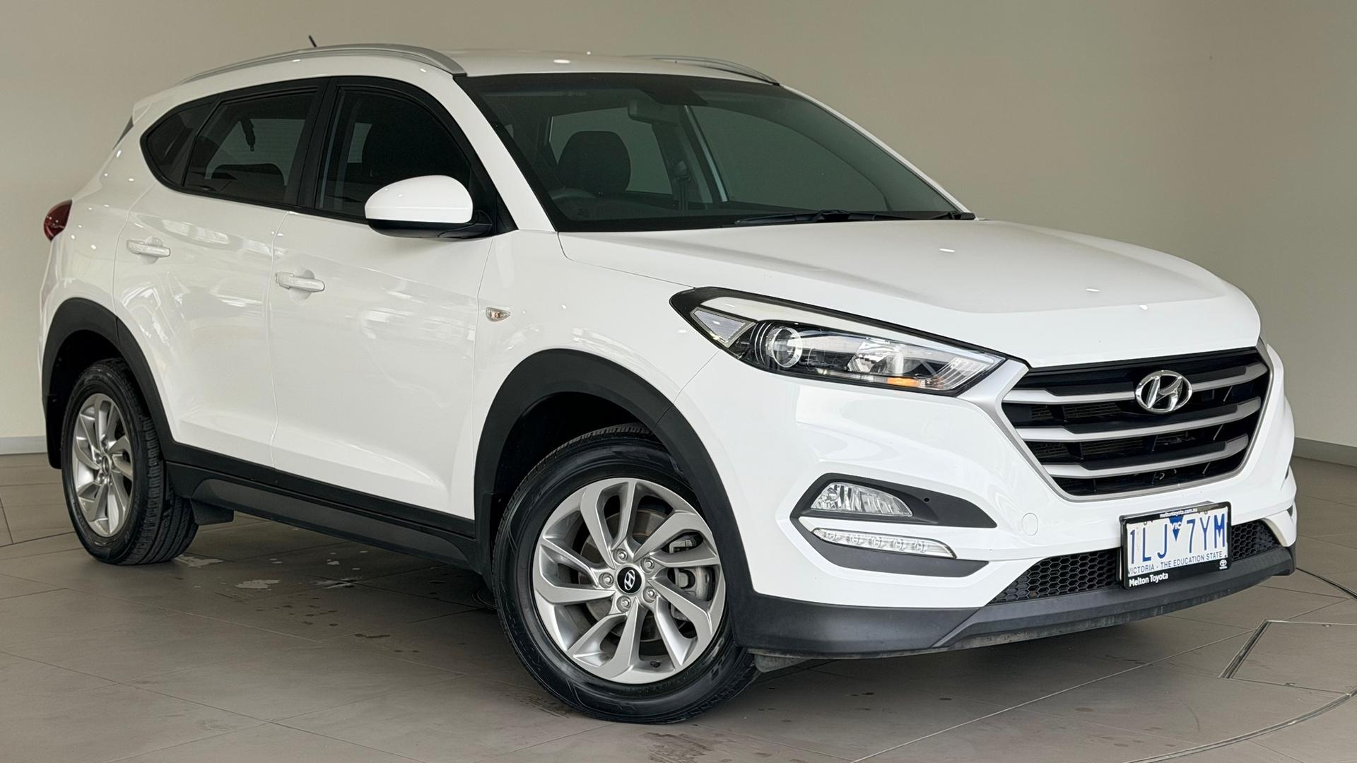Image of 2017 HYUNDAI TUCSON Active