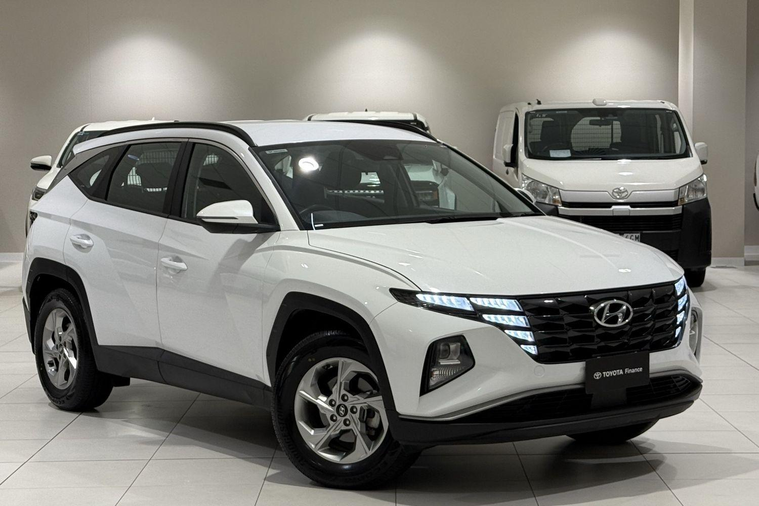 Image of 2023 Hyundai TUCSON Base