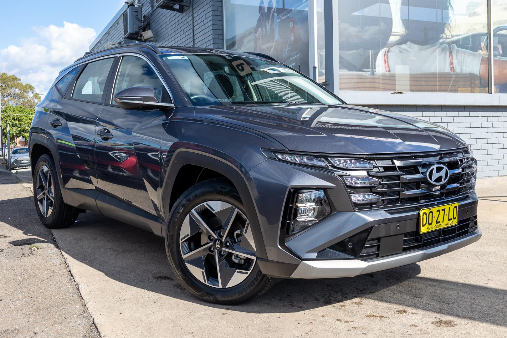 Image of 2025 Hyundai TUCSON Base