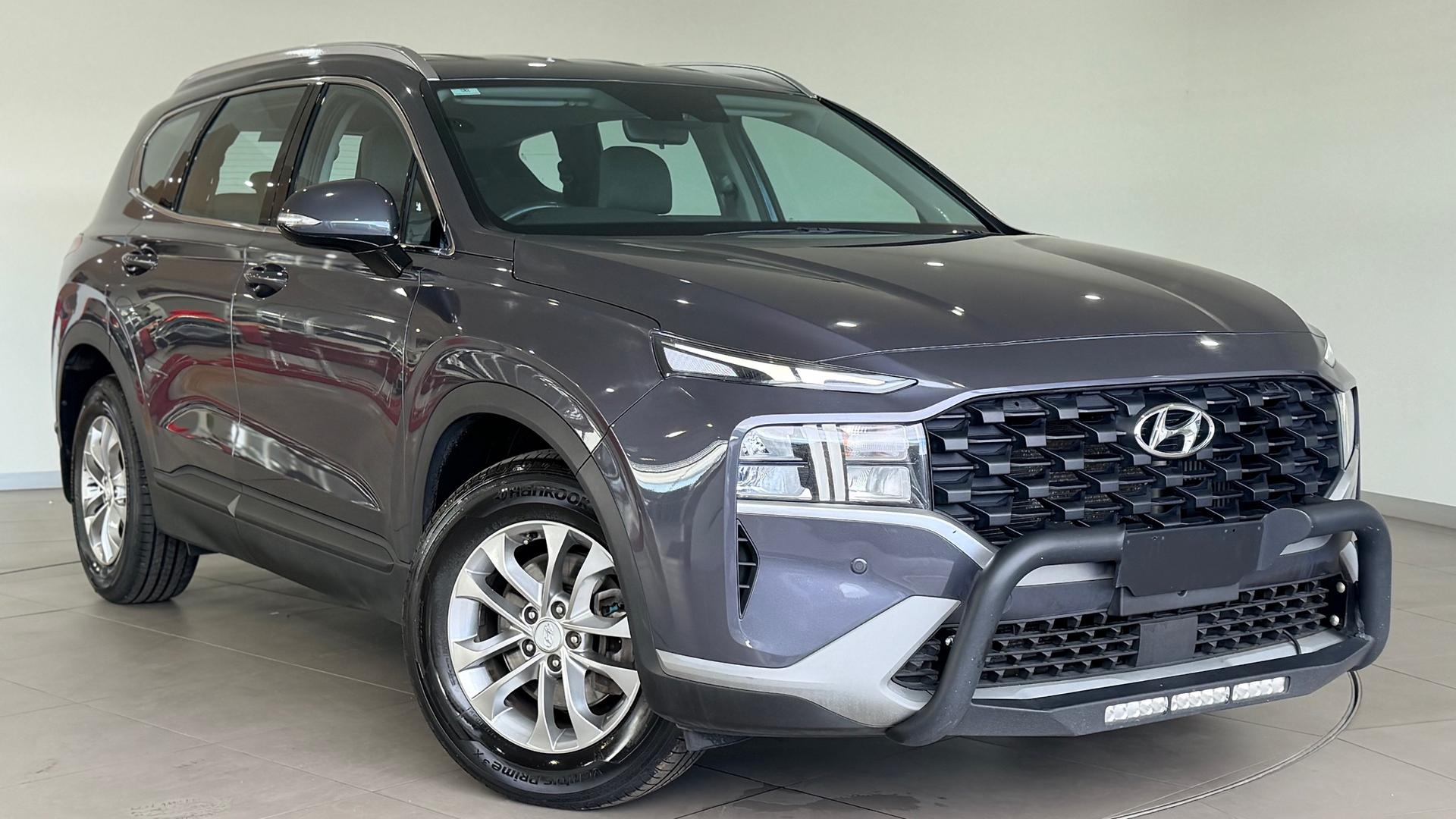 Image of 2022 HYUNDAI SANTA FE Base