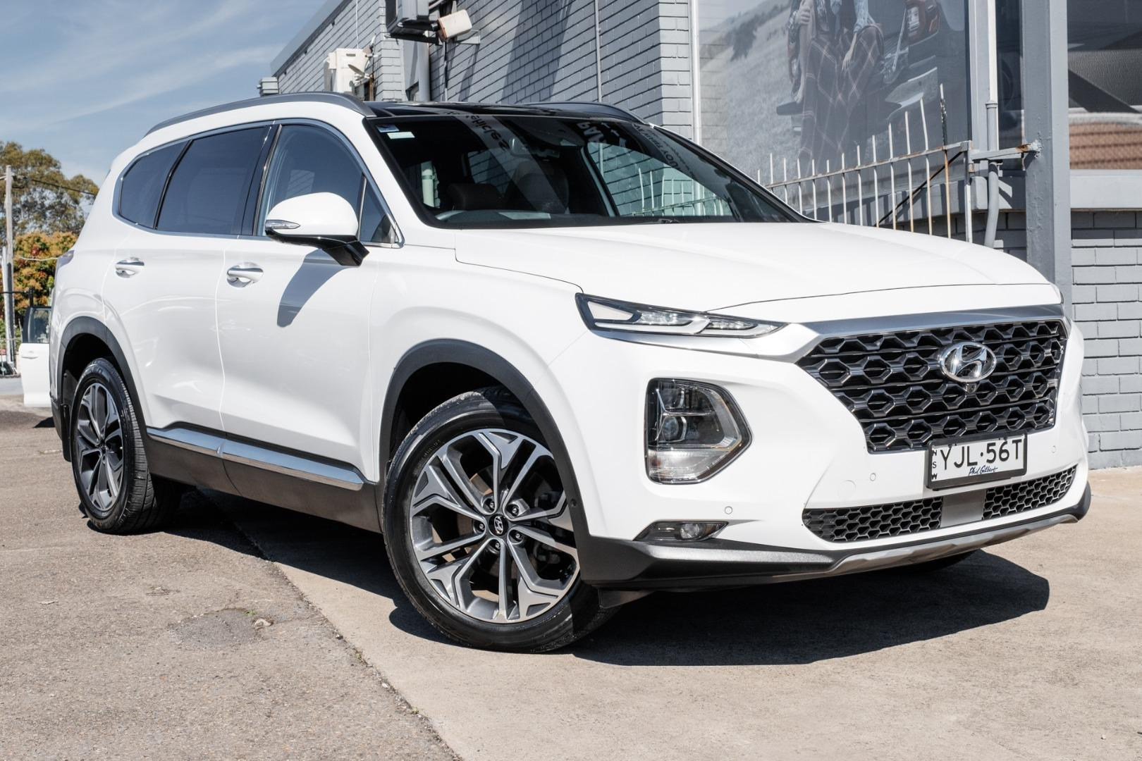 Image of 2019 Hyundai SANTA FE Highlander