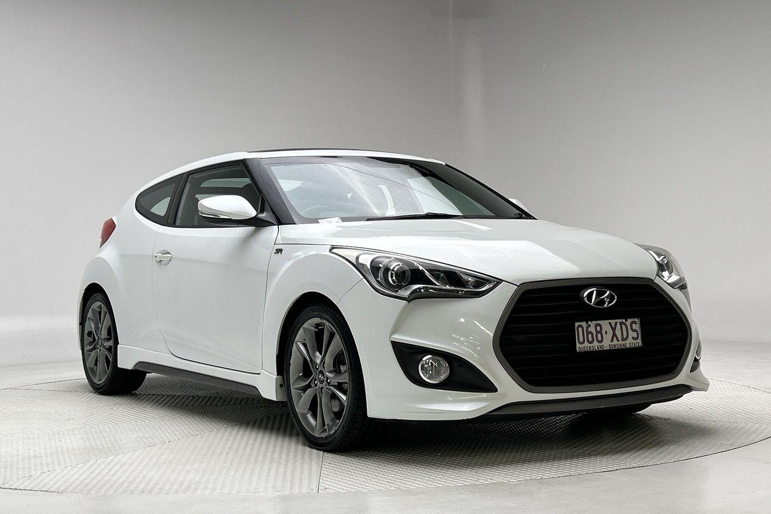Image of 2016 Hyundai VELOSTER SR Turbo