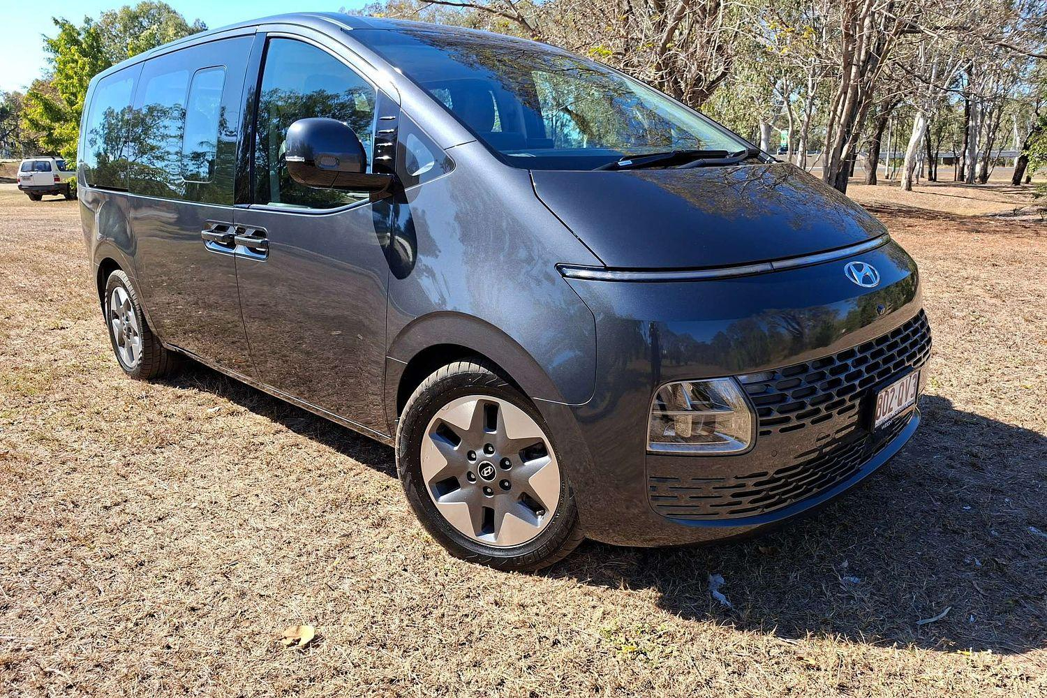 Image of 2021 HYUNDAI STARIA Highlander