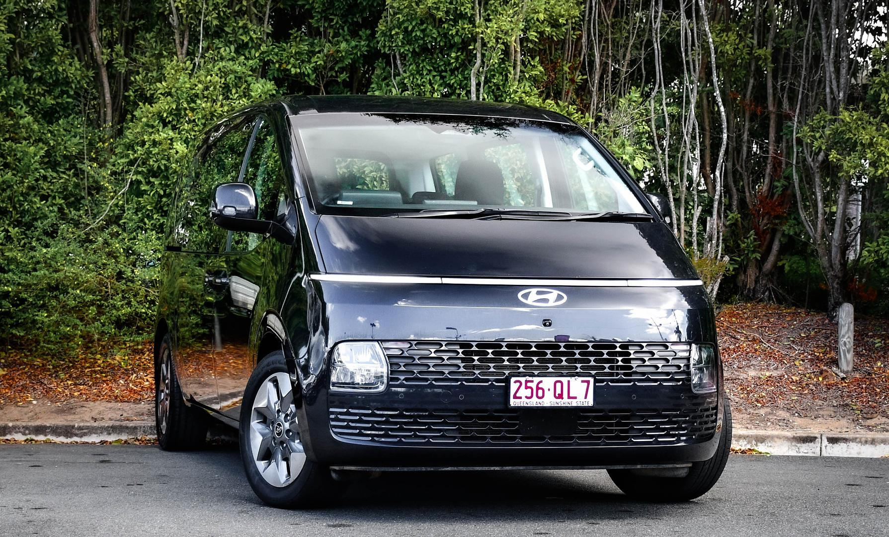 Image of 2022 Hyundai STARIA Base