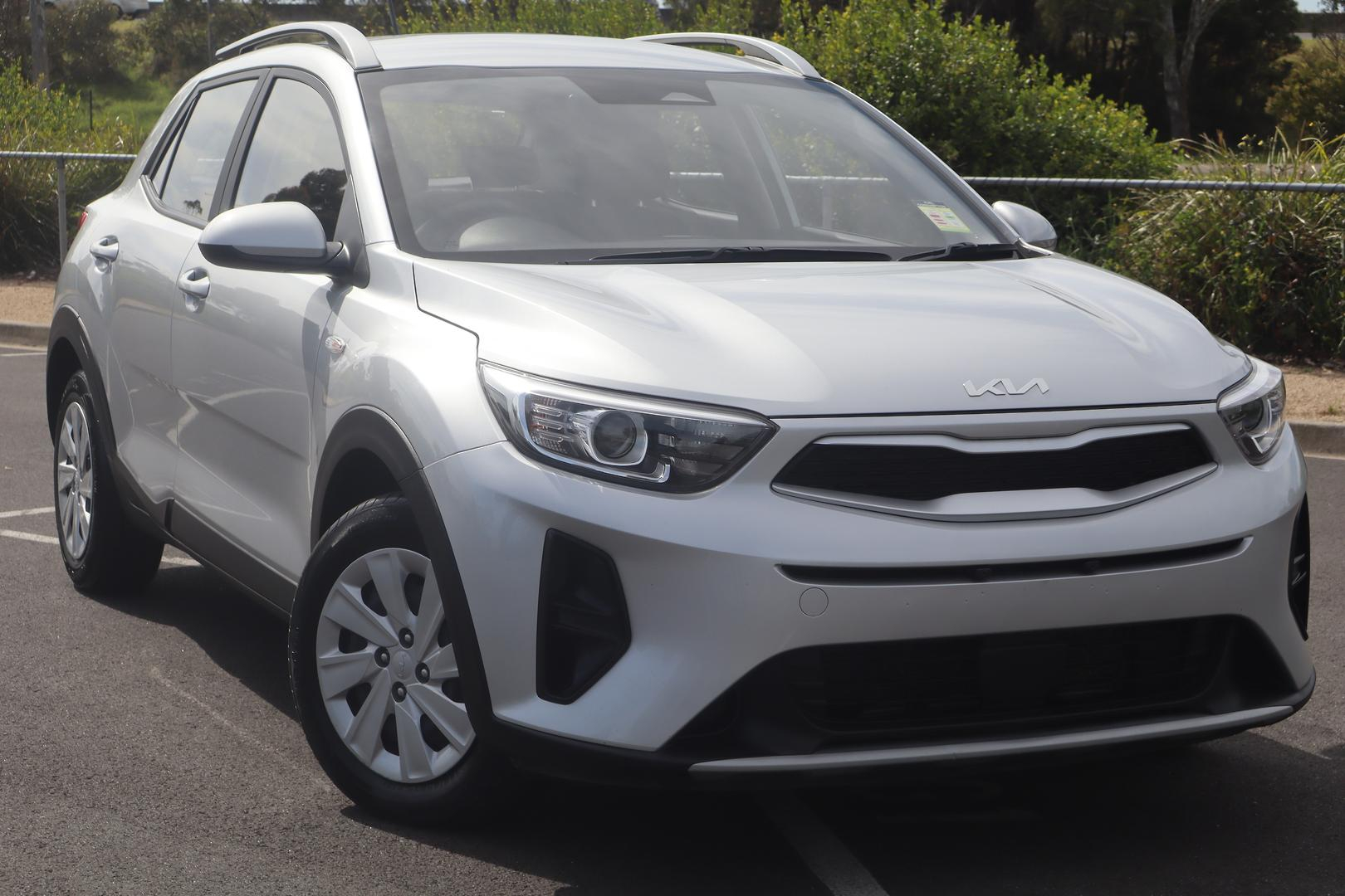 Image of 2022 KIA STONIC S