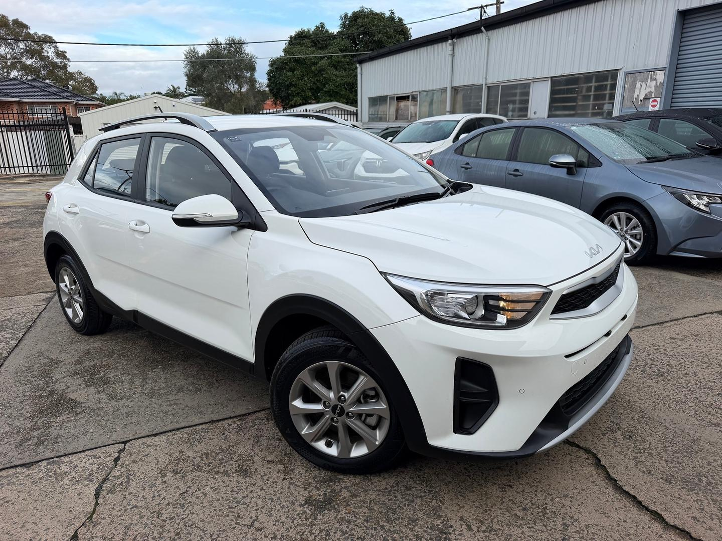 Image of 2024 Kia STONIC S