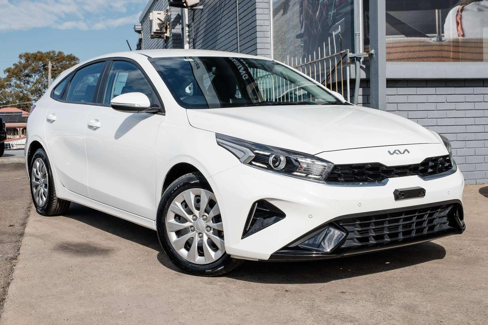 Image of 2024 Kia CERATO S