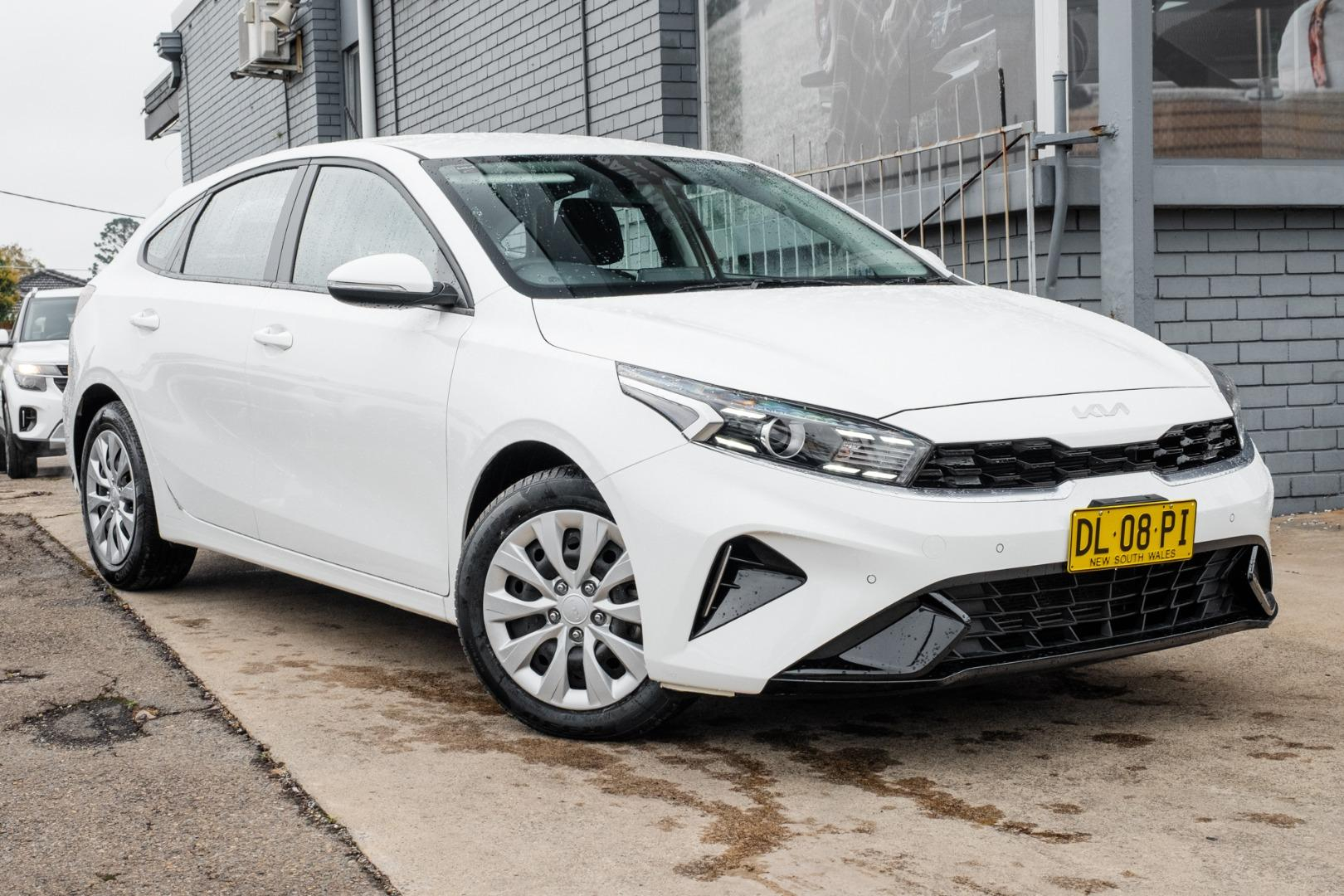 Image of 2024 Kia CERATO S