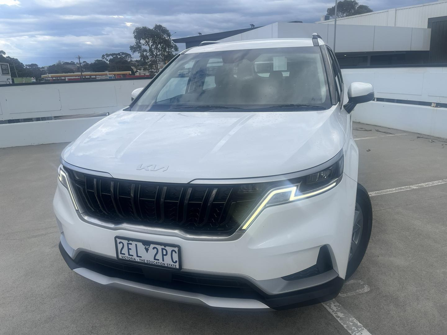 Image of 2023 KIA CARNIVAL S