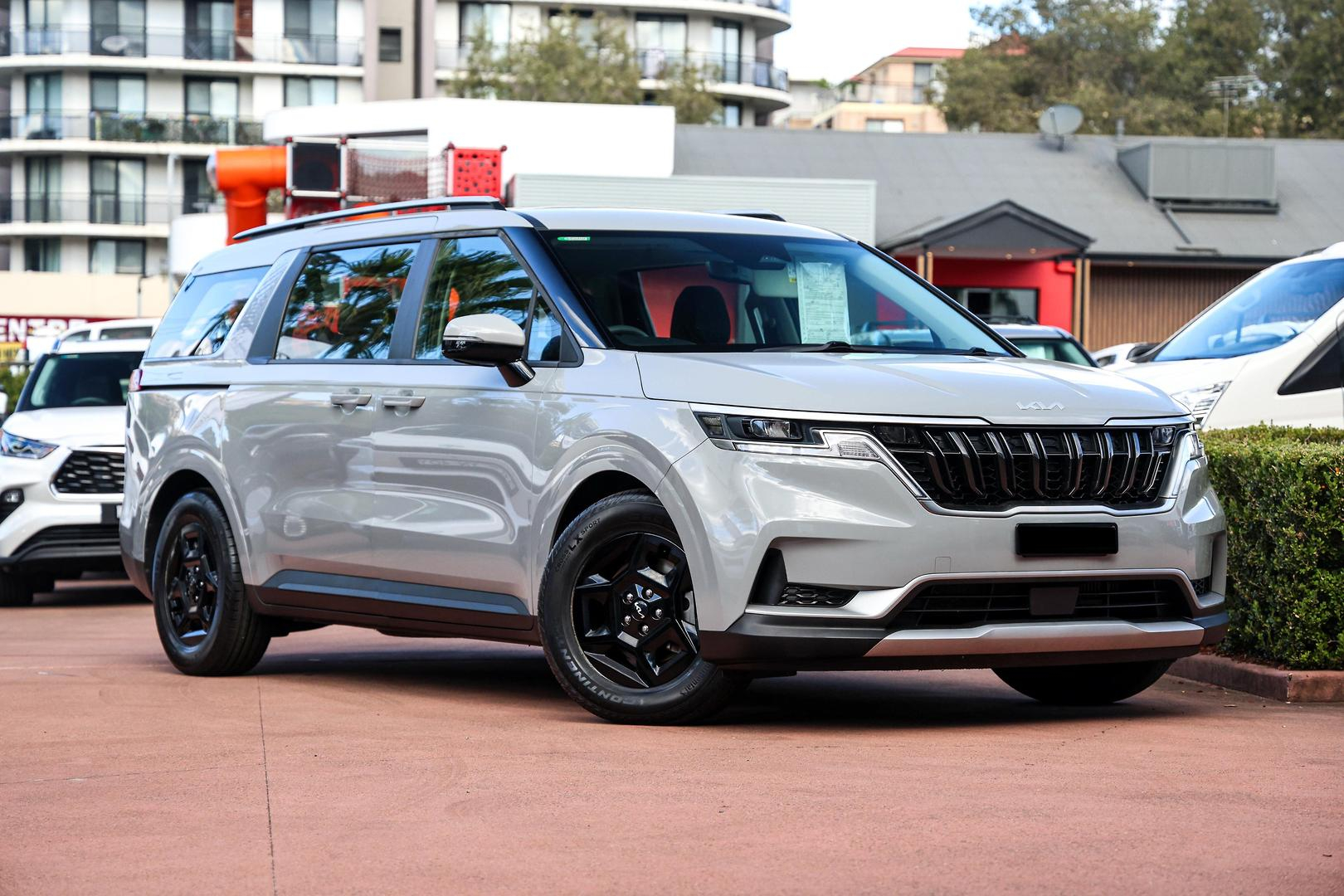 Image of 2023 KIA CARNIVAL S
