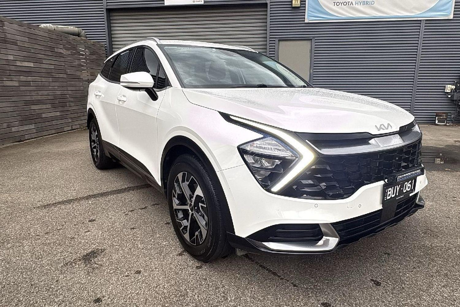 Image of 2021 KIA SPORTAGE SX