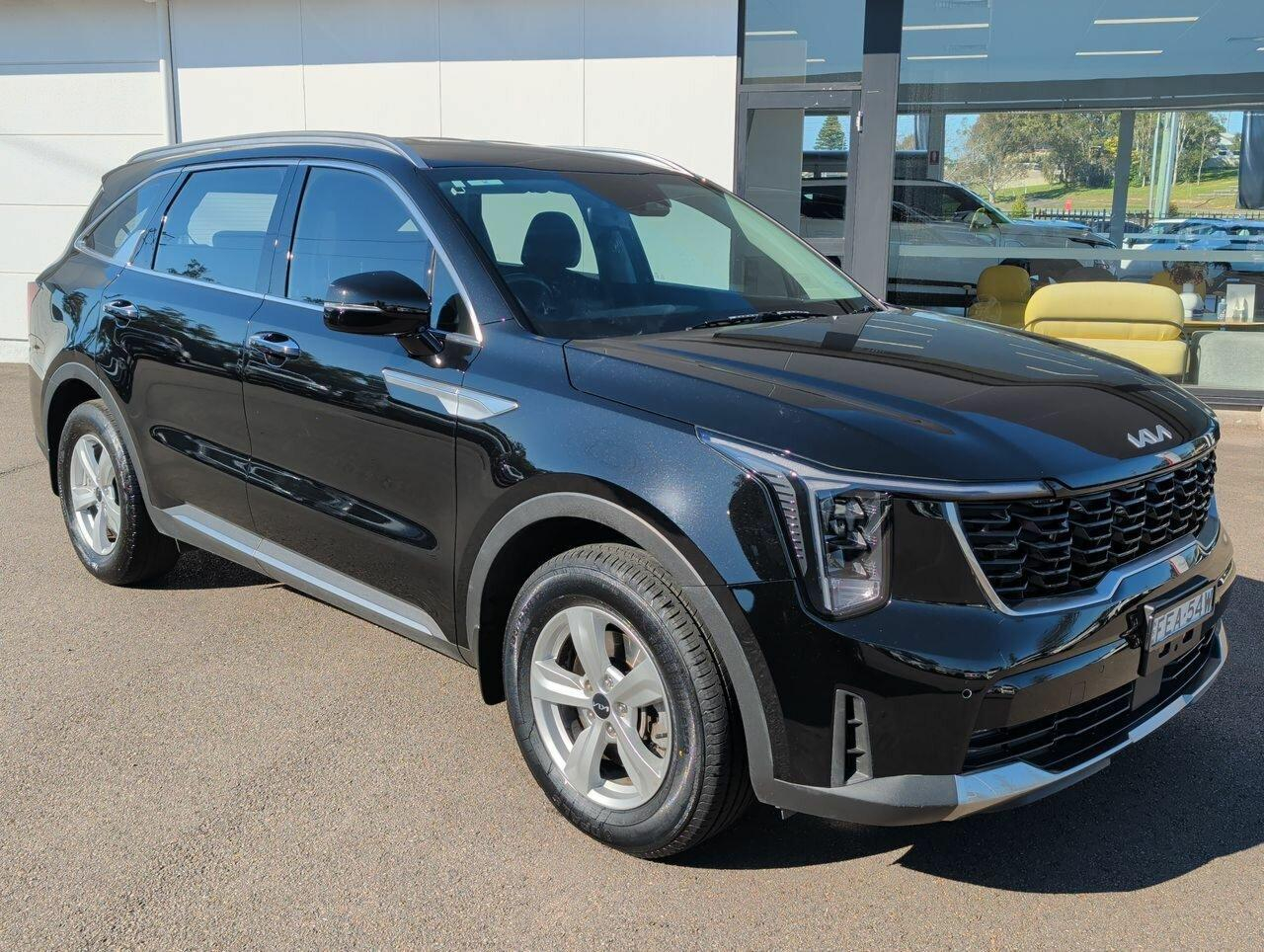 Image of 2023 KIA SORENTO S