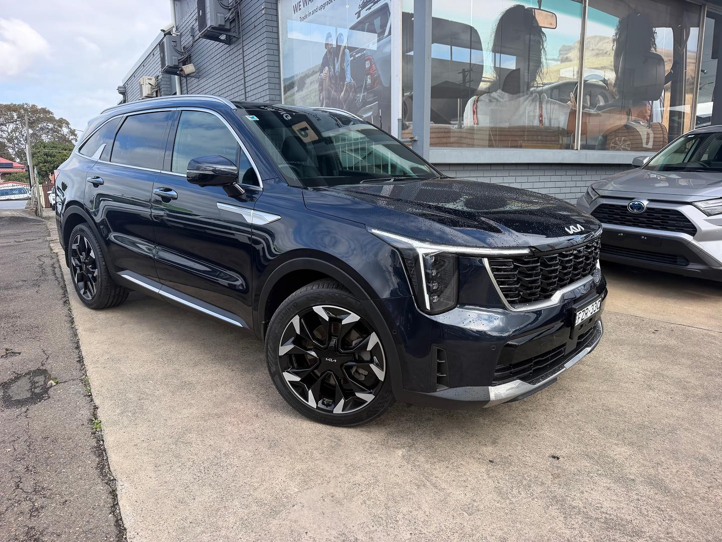 Image of 2023 Kia SORENTO GT-Line