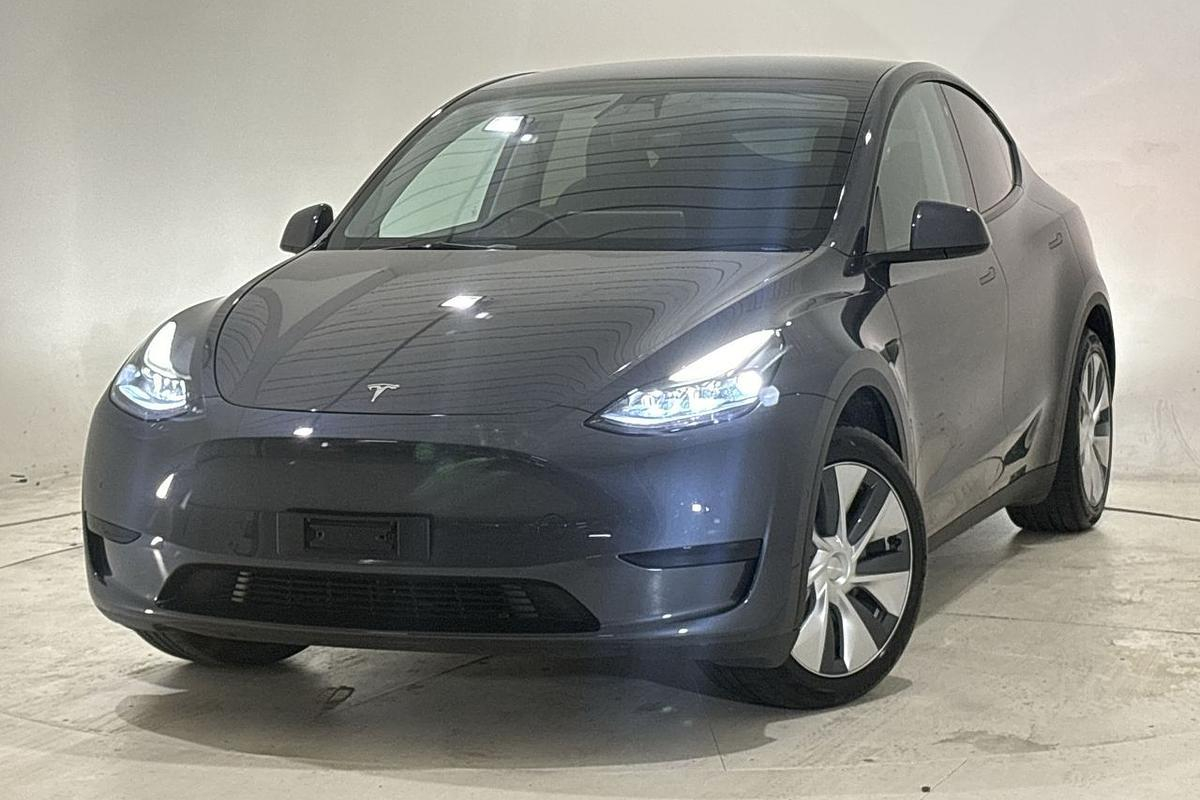 Image of 2023 TESLA MODEL Y Rear-Wheel Drive