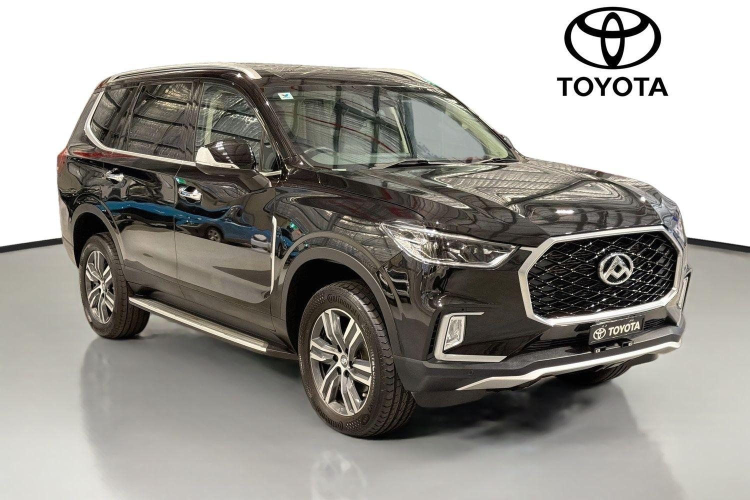 Image of 2022 LDV D90 Executive