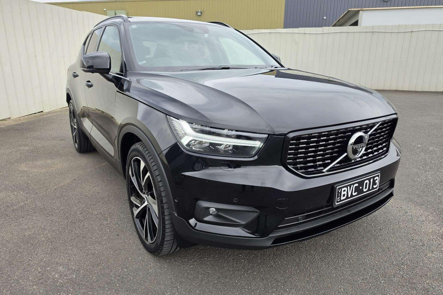 Image of 2021 VOLVO XC40 T5 R-Design