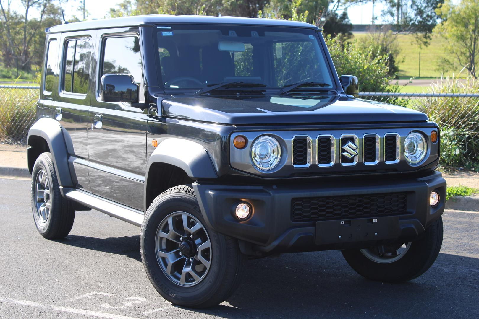 Image of 2023 SUZUKI JIMNY XL
