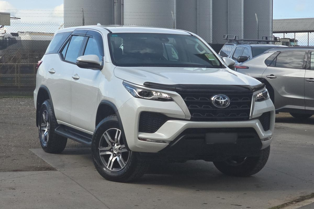 Image of 2025 Toyota Fortuner GX