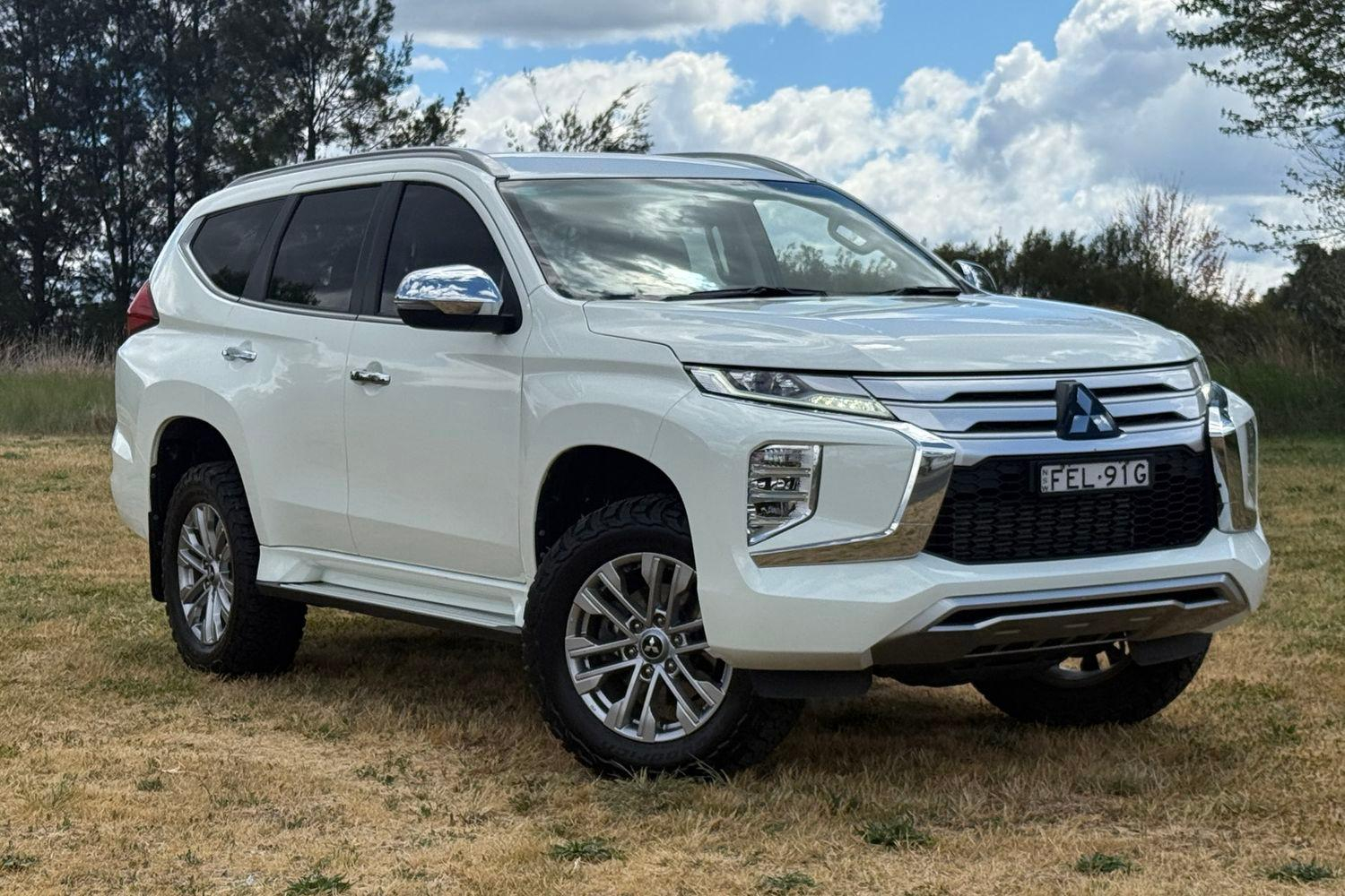 Image of 2023 Mitsubishi Pajero Sport GLX