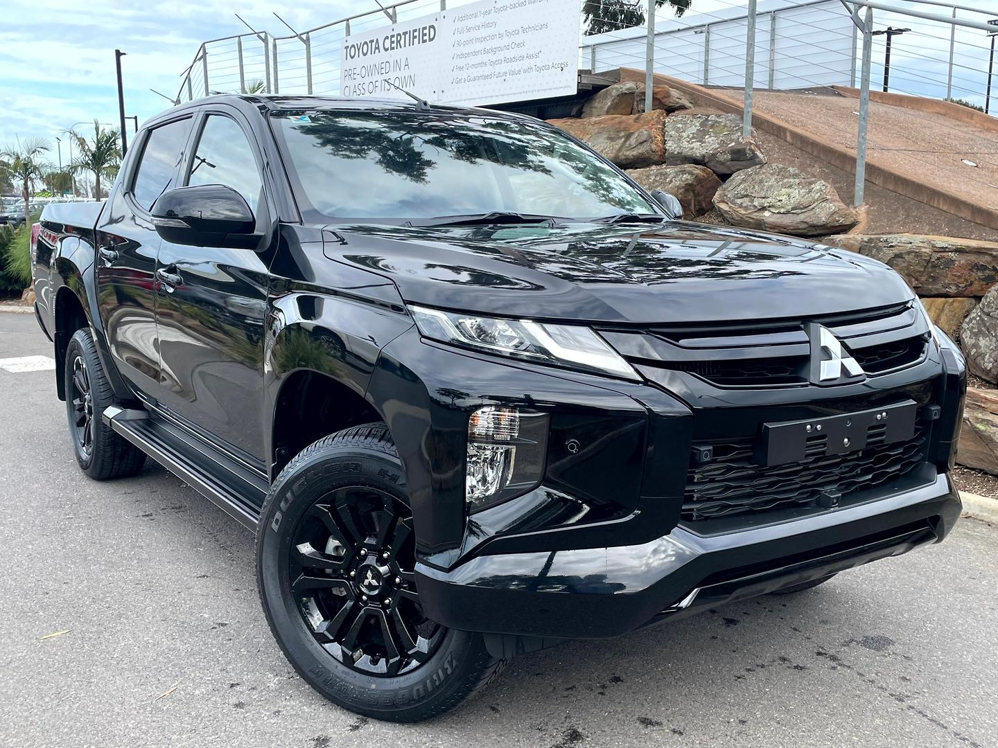 Image of 2022 Mitsubishi TRITON GSR