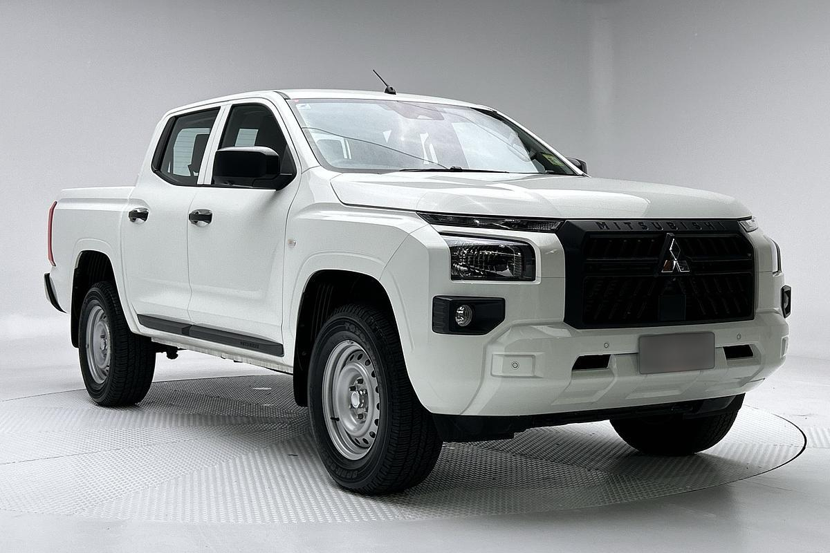 Image of 2024 MITSUBISHI TRITON GLX