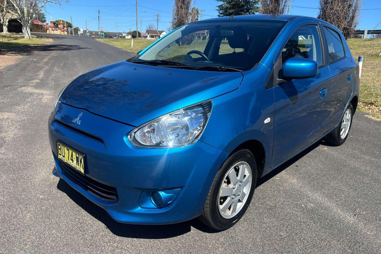 Image of 2012 Mitsubishi MIRAGE ES