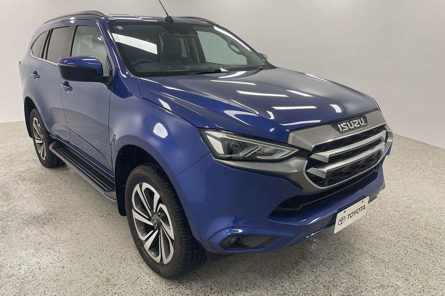 Image of 2021 ISUZU MU-X LS-T