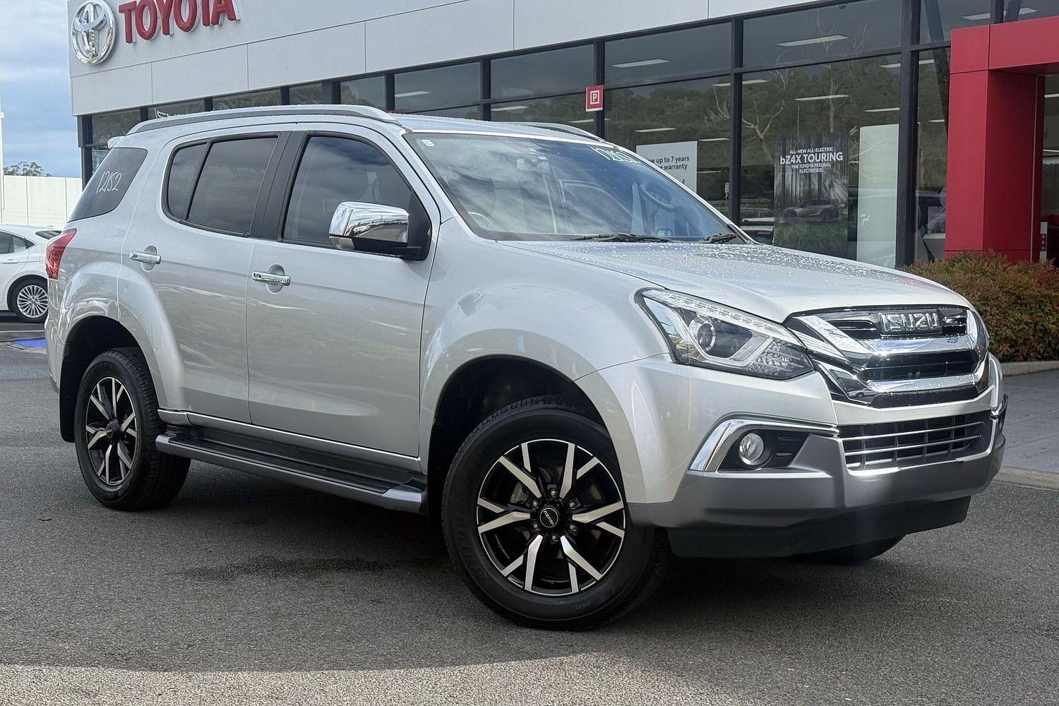 Image of 2021 ISUZU MU-X LS-T