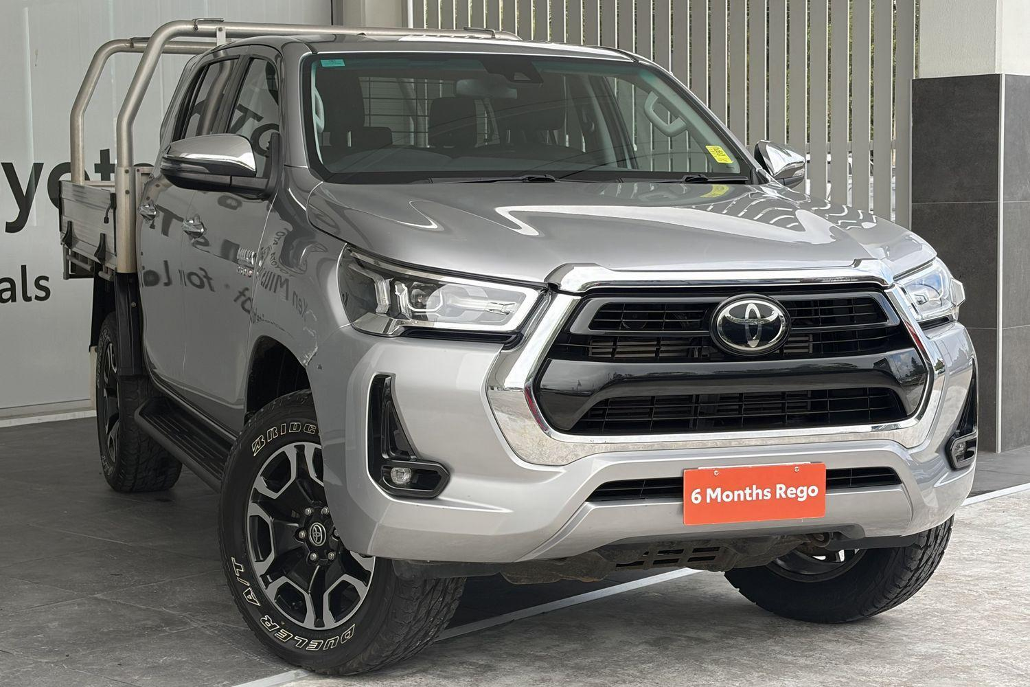 Image of 2023 Toyota Hilux SR5