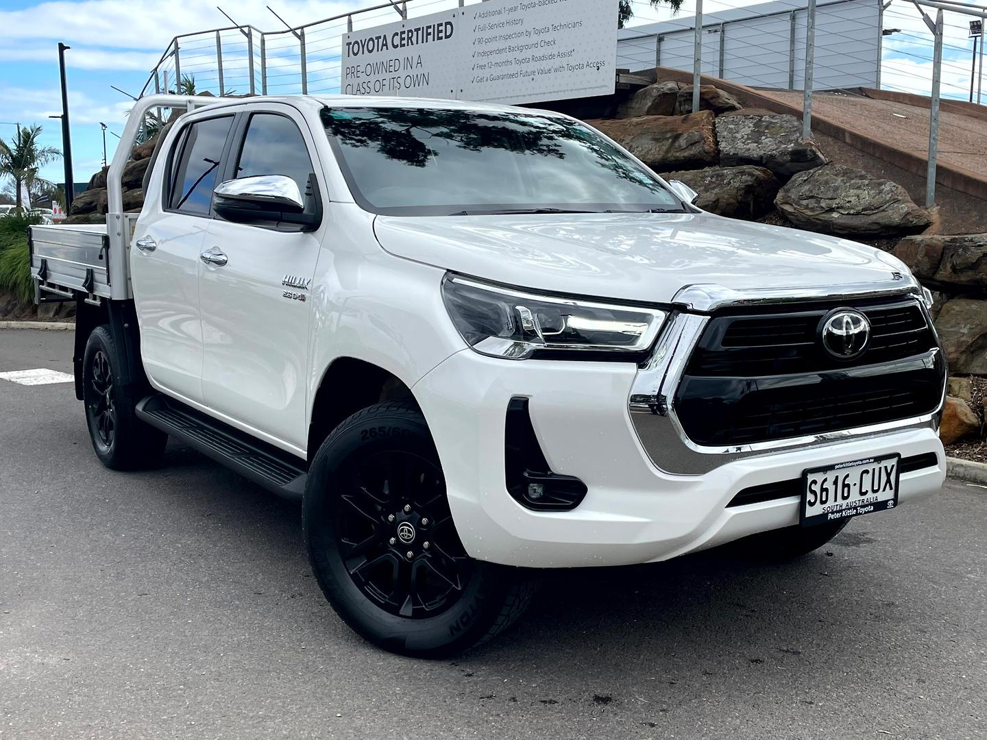Image of 2023 Toyota Hilux SR5