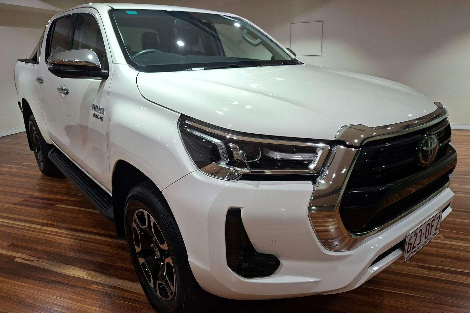 Image of 2022 Toyota Hilux SR5
