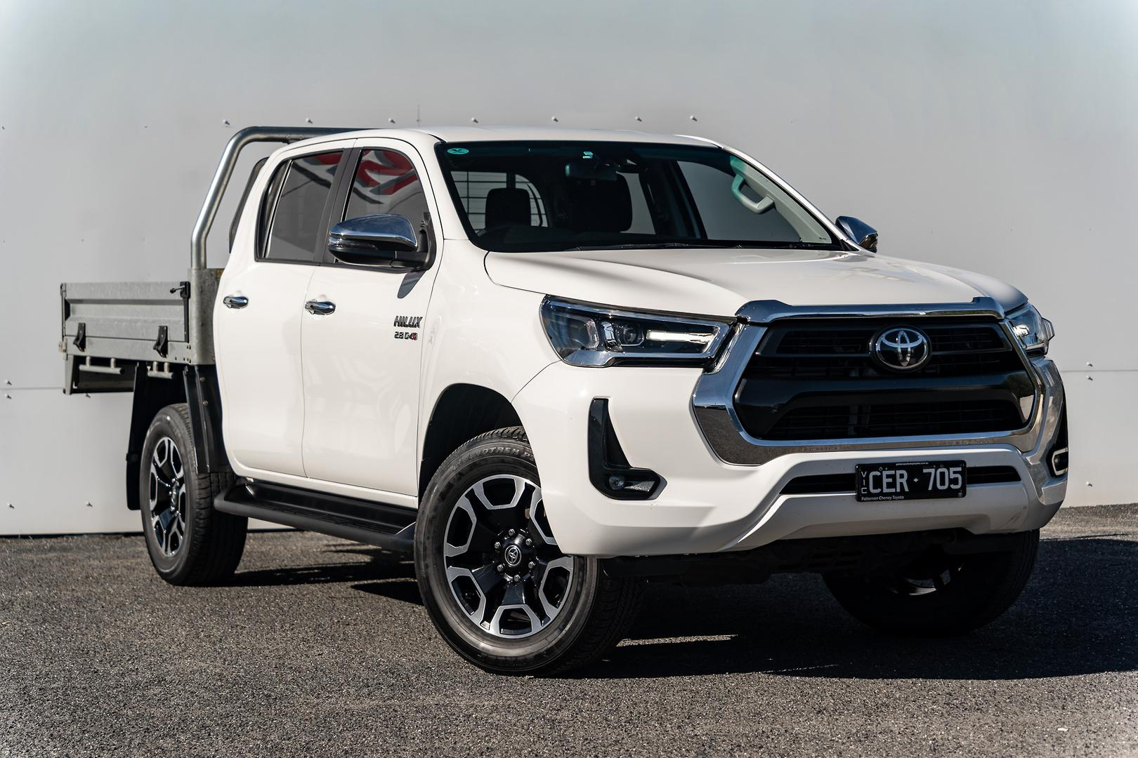 Image of 2022 Toyota Hilux 4x4 SR5