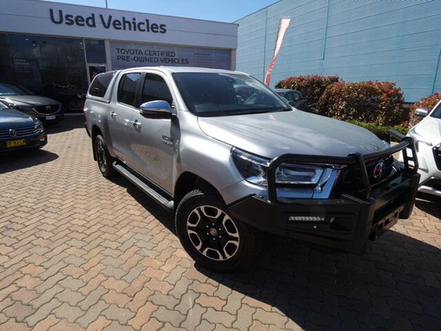 Image of 2023 Toyota Hilux 4x4 SR5